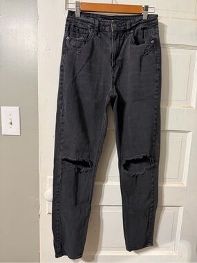 American Eagle Mom Jeans Size 2 Long Black Distressed Ripped Knee High Rise